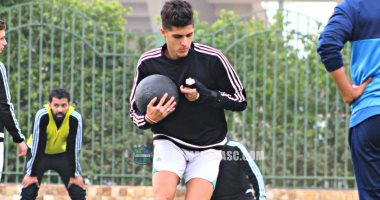 بالصور.. "كرات حديدية" تجهز لاعبى المقاصة لمواجهة الزمالك