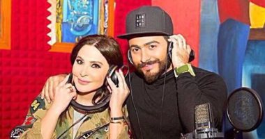 تامر حسنى ينشر بروفة تسجيل الدويتو الغنائى مع إليسا على "إنستجرام"