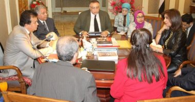 وزيرة الهجرة تبحث مع وزير التعليم العالى الاستفادة من العلماء المصريين بالخارج