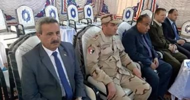 أهالى السرو بدمياط يتلقون العزاء فى شهيد الواجب حسام ايمن التابعى