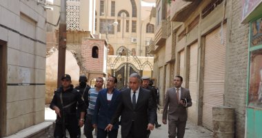 بالصور.. مدير أمن الفيوم يتفقد الكنائس تزامنا مع احتفالات عيد القيامة