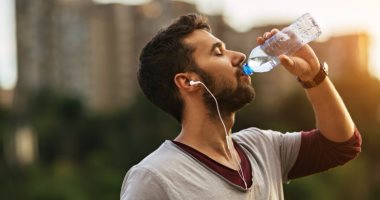 علماء يطورون جهازا جديدا لاستخراج المياه من الهواء