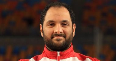 برة الملعب.. هادى رفعت حارس اليد: هوايتى العزف وبحب خالد الصاوى
