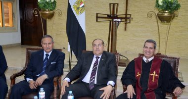 بالصور..محافظ سوهاج ومدير الأمن يزوران بيت الرحمة وكنيسة الاقباط الانجيليين
