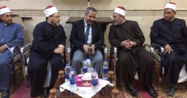 "أوقاف أسيوط" ترسل وفدا للمطرانية للتعزية فى ضحايا تفجير طنطا والإسكندرية