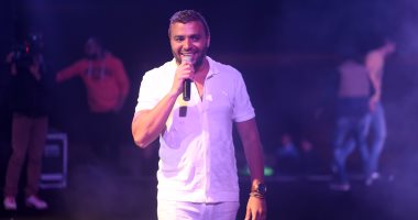 بالصور.. رامى صبرى يستعرض تاريخ 10 سنوات فى حفل شم النسيم
