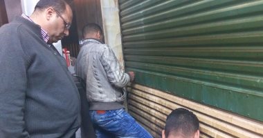 بالصور.. تشميع مطعم تسبب فى تسمم 30 شخصا بالإسماعيلية والتحفظ على صاحبه