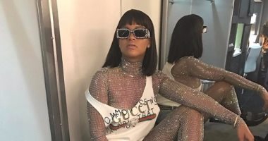 بالصور.. ريهانا تختار أغرب تصميم لدار Gucci وتظهر به فى Coachella