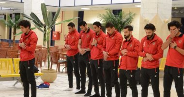 شاهد.. محمد هانى "يؤم" لاعبى الأهلى فى الصلاة