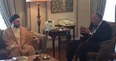 سامح شكرى يستقبل رئيس التحالف الوطنى العراقى بمقر الخارجية
