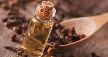 فوائد زيت القرنفل على صحة الجسم
