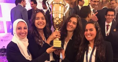 الجامعة الأمريكية بالقاهرة تكرم طلابها وخريجيها الرياضيين فى حفل رياضى سنوى