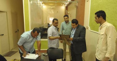 الرقابة الإدارية تحرر محضرا ضد شركتين مغلقتين دون علم "السياحة" بشرم الشيخ