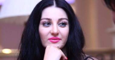صافيناز تكشف سر وجودها فى المناطق الشعبية فى "ساعة مع المستشار".. اليوم