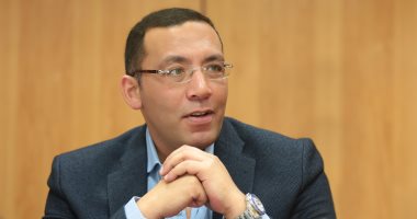خالد صلاح على "تويتر": كيف نفهم زيارة السيسى لجهاز الإحصاء؟.. الطريق لبلد مستقر هو تأسيس منظومة معلوماتية تدعم المؤسسات.. أحترم الرئيس لأنه يدرك نقاط الضعف ويسد الثغرات.. والزيارة رسالة حضارية تنموية