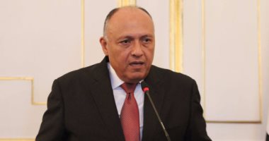 سامح شكرى يهنئ وزير الخارجية الفرنسى الجديد.. ويؤكد: نتطلع للتنسيق المشترك