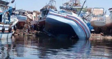سقوط مركب صيد أثناء إنزاله لمجرى النيل دون خسائر فى الأرواح