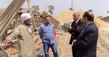 بالصور.. رئيس مدينة ميت غمر يتابع عمليات إنشاء المدرسة اليابانية