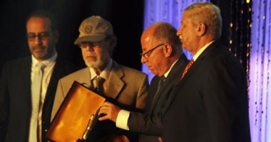 بالصور.. تكريم المخرج هاشم النحاس بمهرجان الإسماعيلية للأفلام التسجيلية والقصيرة