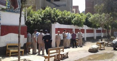 بالصور.. إقبال ضعيف على لجان الانتخابات بجولة الإعادة على مقعد تلا والشهداء