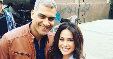 هند صبرى تنشر صورة من كواليس مسلسلها "حلاوة الدنيا" مع هانى عادل
