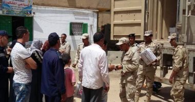 القوات المسلحة توزع كراتين "تحيا مصر" فى 3 مراكز بمحافظة المنوفية