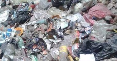 تراكم القمامة ومياه الصرف مشاكل تؤرق أهالى مساكن الشباب بالعجيزى فى طنطا