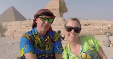 "امشى كأنك مصرى".. فيديو يرصد رحلة أستراليين فى مصر يحظى بمشاهدة واسعة 