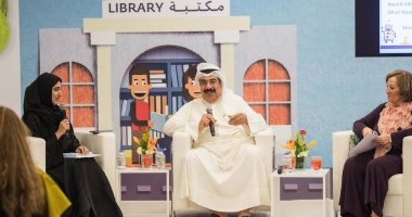 مثقفون: مواقع التواصل الاجتماعى أصبحت بدلا عن الوالدين وهدفها الهدم