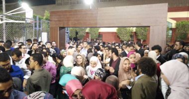 إجراءات أمنية بـ"هندسة عين شمس" قبل بدء حفل الموسيقار عمر خيرت