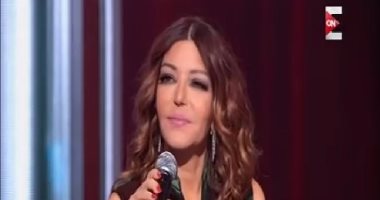 سميرة سعيد: ألبوم "هوا هوا" تحدى.. و"جانى بعد يومين" النقلة الحقيقية