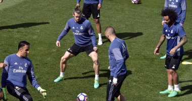 بالفيديو والصور.. ريال مدريد يخوض مرانه الأخير قبل كلاسيكو برشلونة