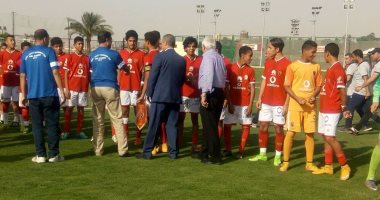 سفير الهند يظهر فى ودية منتخب بلاده أمام الأهلى
