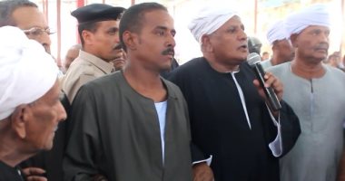 بالصور.. إنهاء خصومة ثأرية استمرت 4 سنوات فى قرية العدوة بأسوان