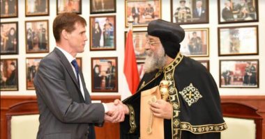السفير البريطانى يلتقى البابا تواضروس.. ويؤكد: مصممون على ملاحقة الإرهاب