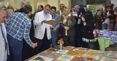 بالصور .. محافظ كفر الشيخ يفتتح معرض التعليم الفني
