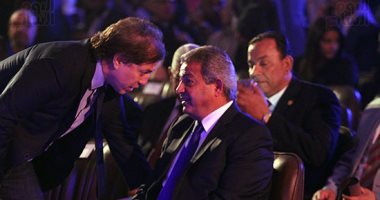 بالصور.. حوار ودى بين وزير الرياضة وثروت سويلم قبل انطلاق مسابقة إبداع 5