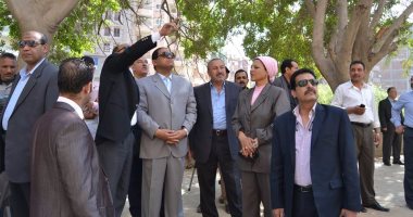 بالفيديو والصور.. محافظ الغربية يتفقد موقع الهبوط الأرضى بشارع الاستاد بطنطا