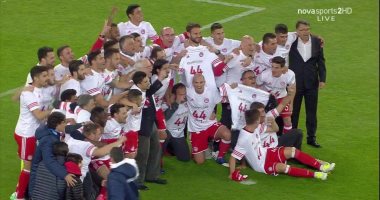 أولمبياكوس يتوج بالدورى اليونانى للموسم السابع على التوالى