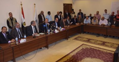 محافظ بنى سويف: تعاون مع التموين لإقامة سلاسل تجارية لضبط الأسعار