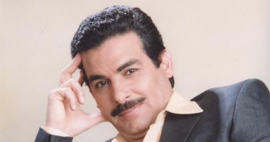 المشاهير ورمضان.. أحمد عبد العزيز.. يقابل أصدقاءه الرمضانيين وينتظم فى مقرأة للقرآن منذ 17 عاما.. فارس دراما التسعينيات خلت الشوارع وقت عرض مسلسلاته وغاب مقلدا "عباس الضو" لأنه «قال لأ» للأعمال الضعيفة