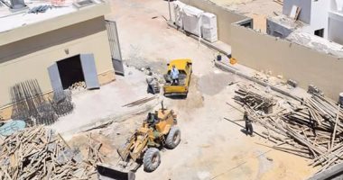بالصور.. البحر الأحمر تسابق الزمن لافتتاح أكبر محطة تحلية مياه بالشرق الأوسط.. المحافظ: ستسد عجز المياه بمدن المحافظة وتنتج 80 ألف متر يوميا.. ويؤكد: "الناس كانت بتشتكى ولا شكاوى بعد تشغيلها"