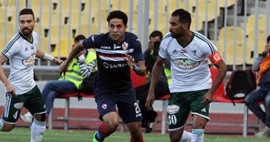 بالفيديو.. لاعبو الزمالك يصافحون العميد فى موقعة برج العرب