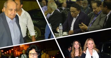 نجوم الفن والإعلام فى عزاء والدة المخرج  شريف عرفة
