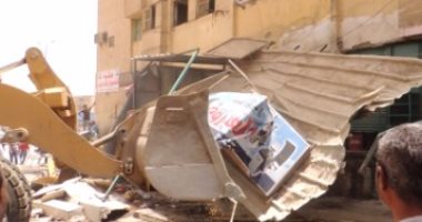 بالصور.. تنفيذ 23 قرار إزالة تعديات على أملاك الدولة فى حملة بأسوان
