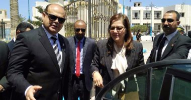 بالفيديو.. محافظ مطروح يستقبل وزيرة التخطيط لافتتاح المركز التكنولوجى