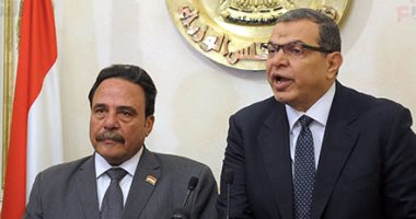 رئيس الوزراء يوجه بعقد جلسة عاجلة غدا للانتهاء من قرار علاوة العمال 