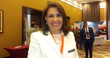أستاذ أوعية دموية: الوقوف لفترات طويلة قد يسبب الإصابة بالدوالى