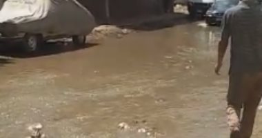 شارع كمال حجاب بمدينة السلام يغرق فى مياه الصرف الصحى