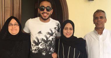 كهربا لـ "عائلته" : منورين جدة ربنا ميحرمنيش منكم 